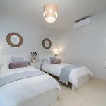 Lolita فيلة *